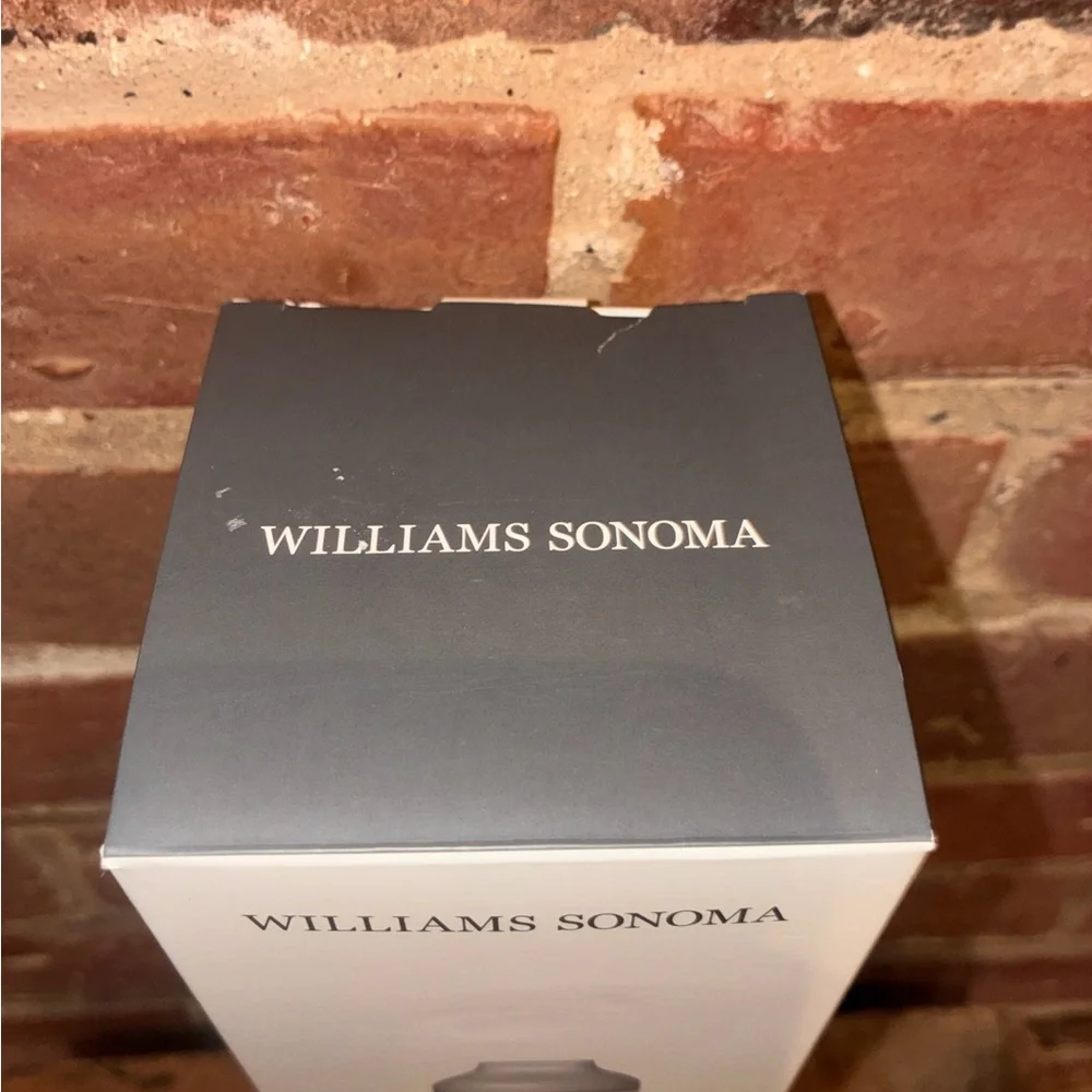 Williams Sonoma Gray Pancake Pen with Interchangeable Lids